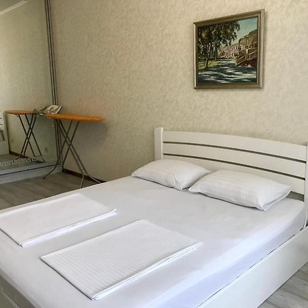 Apartments & Vernissage On Kostandi Одесса Экстерьер фото